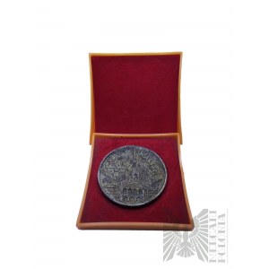 PRL, 1978. - Medaila pre mesto Kalisz / Udelenie Komandérskeho kríža s hviezdou Rádu Polonia Restituta - originálna krabička