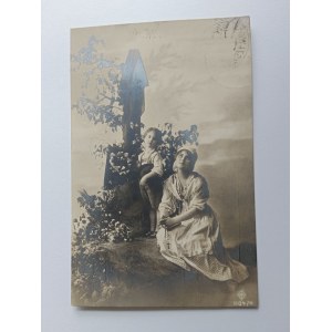 CARTE POSTALE, MÈRE ENFANT, CHAPELLE D'AVANT-GUERRE, TIMBRE, TIMBRE, 1920