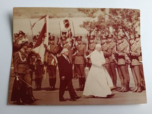 PHOTO PAPE JAN PAWEŁ II, VISITE PAPALE EN POLOGNE, PÈLERINAGE DU SAINT PÈRE EN POLOGNE, ARMÉE, SOLDATS