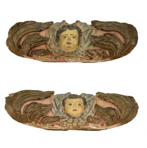 A pair of angel heads - bas-relief brackets (?)