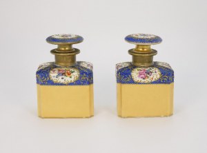 A pair of toilet flacons