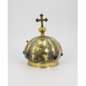Crown for the head of a saint