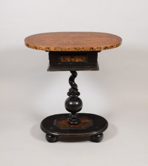 Baroque style auxiliary table