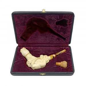 Pipe with interchangeable cigarette in a case,