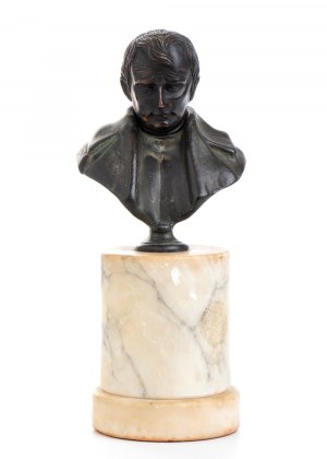 Bustier in antimonio di Napoleone I a testa nuda su base di marmo
