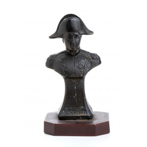 malá antimonová busta Napoleona