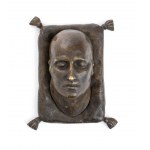 Maschera funeraria dell'imperatore su cuscino di bronzo