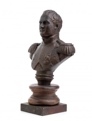 Busto in bronzo di Napoleone su base lignea
