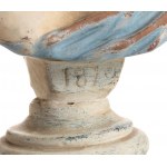 busto della Marianna in ceramica dipinta