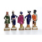 Gruppo di cinque statue in porcellana