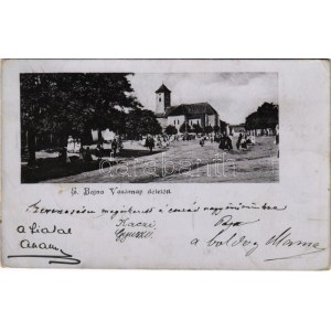 1904 Bajna, Vasárnap délután, templom (EK)