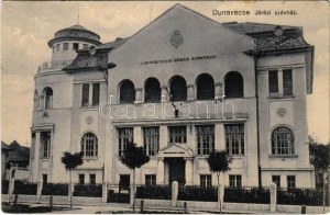 1931 Dunavecse, Járási székház