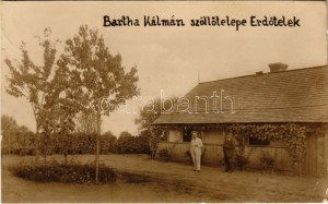 1940 Erdőtelek, Bartha Kálmán szőlőtelepe a tulajdonossal és Maczky Gyula főjegyzővel. photo (EK....