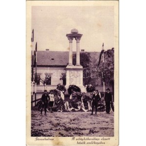 1929 Jánoshalma, A világháborúban elesett hősök emlékszobra koszorúkkal, magyar zászlók és levente fiúk (EK...