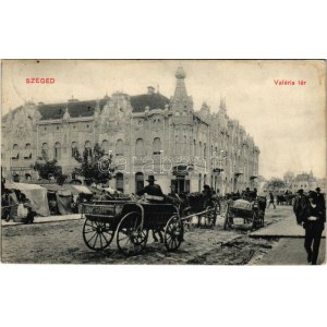 1912 Szeged, Valéria tér, piac, lovas szekerek, Kardos Sámuel üzlete, Gyógyszertár a magyar koronához. Traub B...