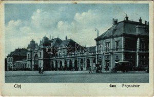 Kolozsvár, Cluj; Gara / Pályaudvar, vasútállomás, autóbusz, automobil / railway station, autobus, automobile (fl...