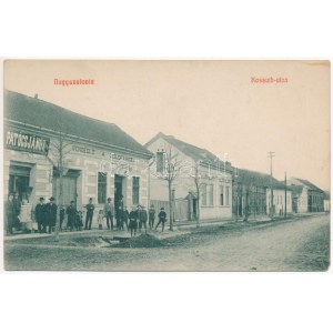 Nagyszalonta, Salonta; Kossuth utca, Vendéglő a Zöldfához, Patócs János üzlete és saját kiadása / street view...