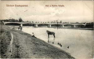 1911 Érsekújvár, Nové Zámky; Híd a Nyitra folyón. Adler József kiadása / Brücke über den Fluss Nitra (EB...