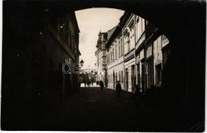 1943 Kassa, Kosice; utca, üzletek / Straßenansicht, Geschäfte. Győri és Boros Foto (EB)