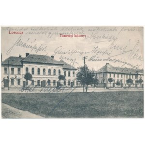 1914 Losonc, Lucenec ; Tüzérségi laktanya. Redlinger Ignác kiadása / caserne d'artillerie militaire (fl...