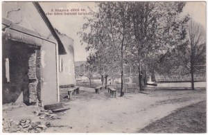 Rimakokova, Kokava nad Rimavicou; Templom előtti tér ahol Isten tisztelet tartatott az 1911. augusztus 3...