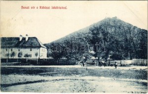 1911 Huszt, Chust, Khust; vár a Rákóczi házzal. Ausländer Ignác kiadása / hrad (fl)