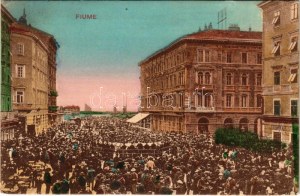 1913 Fiume, Rijeka; zespół muzyczny na placu, restauracja (fa)