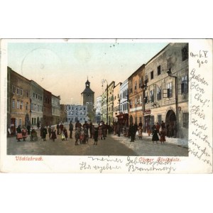 1900 Vöcklabruck, Oberer Stadtplatz, Geschäfte (kleiner Riss)