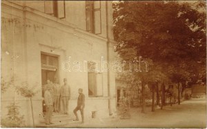 1918 Bukareszt, Bukarest, Bucuresti, Bucuresci; Abteilungskomando / Osztrák-magyar katonák csoportja / WWI K.u.K....