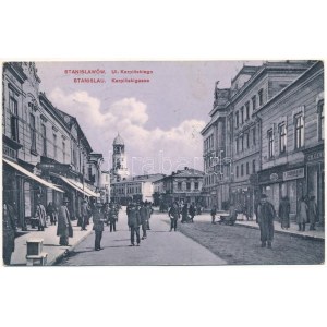 1914 Iwano-Frankowsk, Stanisławów, Stanislau; Ul. Karpińskiego / Karpinskigasse / widok ulicy, sklepy Feldmann...