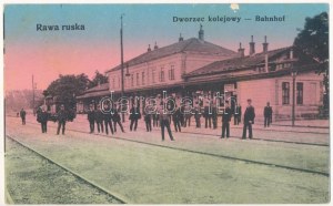 1916 Rawa Ruska, Rawa Ruska; Dworzec kolejowy, pociąg, lokomotywa, kolejarze (fl...