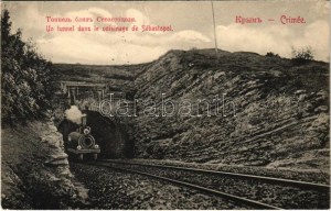 Sewastopol, Sebastopol; Un tunnel dans le voisinage de Sébastopol / Eisenbahntunnel, Lokomotive...