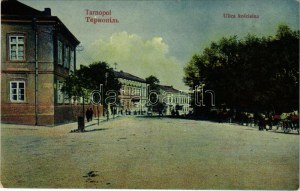 Ternopil, Tarnopol ; Ulica koscielna / vue de la rue