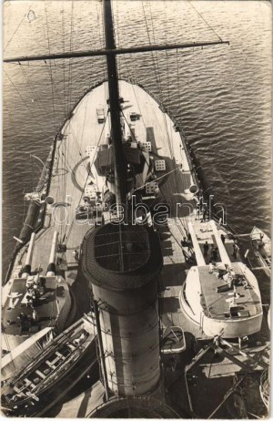 SMS Erzherzog Franz Ferdinand az Osztrák-Magyar Haditengerészet Radetzky-osztályú csatahajó képe az árbócból / K.u.K...