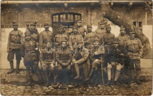 1916 K.u.k. XXV/37. Marschbaon III. Marschkomp. / Cs. és kir. katonák csoportképe / WWI Austro...