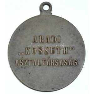 1909. Arad 1909 Septb. 19. / Aradi 'Kossuth' Asztaltársaság ezüstözött bronz emlékérem, füllel (25mm) T:XF ...