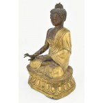 Sákjamuni Budda. Tybet, 19. sz vége, aranyozott rézlemez, sérült, hiányos, m: 26 cm
