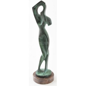 Alexander Archipenko (1887 - 1964): Fésülködő nő. Patinázott bronz, 1915-ös eredeti datálással, vélhetően későbbi öntés...