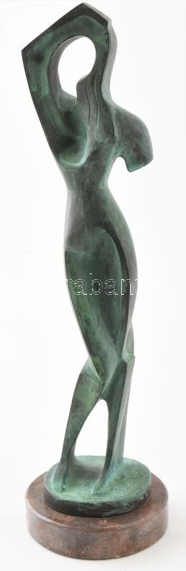 Alexander Archipenko (1887 - 1964): Fésülködő nő. Patinázott bronz, 1915-ös eredeti datálással, vélhetően későbbi öntés...