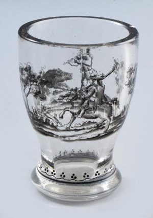 Vadász pohár, csiszolt cseh üveg XIX. sz. vége., formába fújt kézzel festett, 11,5 cm