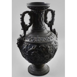 Johann Maresch neoreneszánsz bronzírozott kerámia váza. Bécs, 1880 körül, korának megfelelő kis lepattanásokkal...