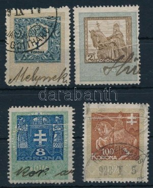 4 db okmánybélyeg papírránccal / timbres fiscaux avec pli de papier