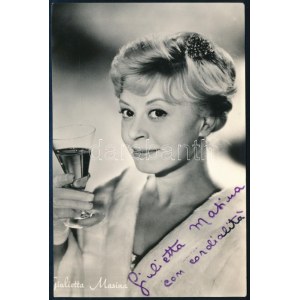 Giulietta Masina (1921-1994) olasz színésznő aláírása az őt ábrázoló fotólapon ...