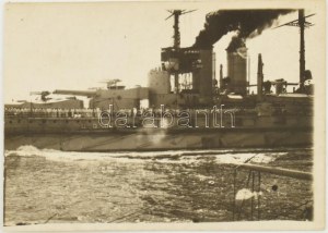 1914 circa Az SMS Viribus Unitis és az S.M.S. Monarch osztrák-magyar hadihajók. 9x6 cm ...
