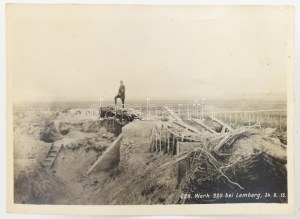 1915 Osztrák-magyar védőállások Lemberg (Lviv, Lwów) közelében. 2 db eredeti fotó, 14x9 cm / 1915 Austro...