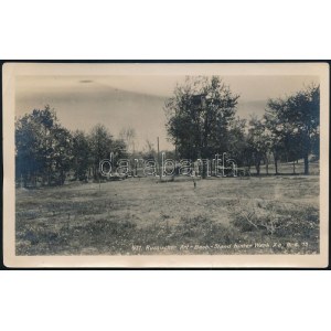 1915 Orosz tüzérségi megfigyelőállás a keleti fronton, körülötte osztrák-magyar katonák automobilokkal. Eredeti fotó...
