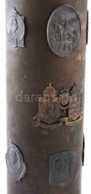1916-1917 I. világháborús emlék, 8 cm-es ágyú töltényhüvelyéből kialakított váza, rajta az Osztrák...