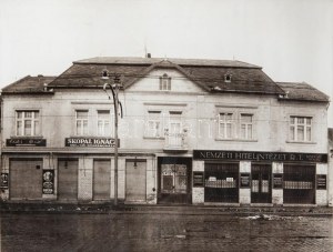 [A kispesti Üllői út bérháza Skopál Ignác rőföskereskedő, úri és női divatáruházával...