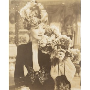 Author unknown, Marlene Dietrich, 1942