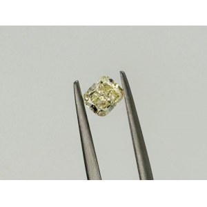 DIAMOND 0.68 CT FANCY LIGHT YELLOW - SI1 - ENGRAVED WITH LASER - UD30113-1